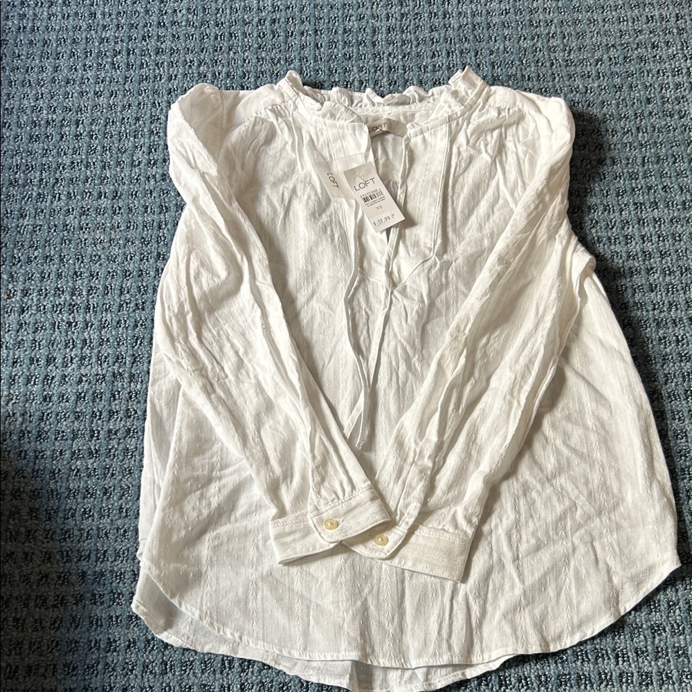 NWT. LOFT Cream Ruffled Top
